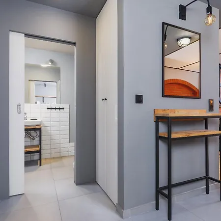 Main Square With Terrace Florianska 11 Street Appartement Cracovie