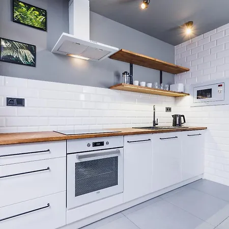 Main Square With Terrace Florianska 11 Street Cracovie